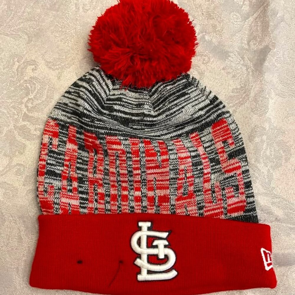 NEW!! STL Cardinals Pom Beanie